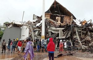 Walikota Meminta Pelayanan Terbaik, Untuk 2 Korban Bencana Sulbar yang Dirawat Di RSAM