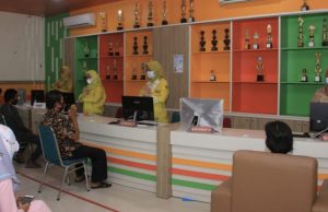 Kenakan Baju Adat, Cara Staf RSUD A. Makkasau Semarakkan HUT Parepare ke 61