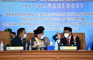 HUT Ke-61 Pinrang, Gubernur Sulsel: Solusi Melindungi Diri dari Covid-19 Adalah Vaksin