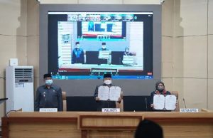 Walikota Didampingi Ketua DPRD Parepare, Menerima Predikat WTP ke 5 dari BPK (Virtual)