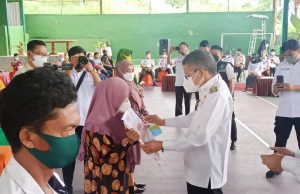 Walikota Parepare Serahkan Bantuan dan Silaturahmi dengan Warga