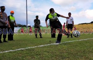 Sepakan Perdana Walikota Parepare Tandai Bergulirnya Pra Porprov di Stadion Gelora BJ Habibie