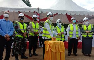 Pemancangan Tiang Masjid Terapung BJ. Habibie Dilaksanakan, Taufan Pawe : Parepare Harus Punya Simbol Icon