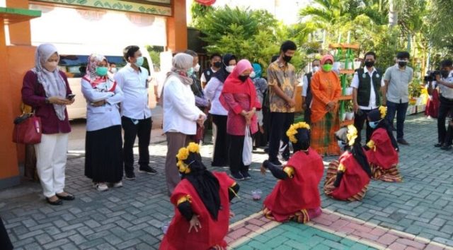 terkiniid_img-20210930-wa0013-696x385 Tim Verifikasi Nasional Berkujung Ke Parepare Dalam Rangka Memberikan Penilaian Kelayakan Kota Parepare Sebagai Kota Sehat