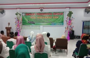 Rektor Institut Ilmu Sosial Dan Bisnis Andi Sapada Hadiri Maulid Yang Dilaksanakan IKA SMA Amsir Parepare