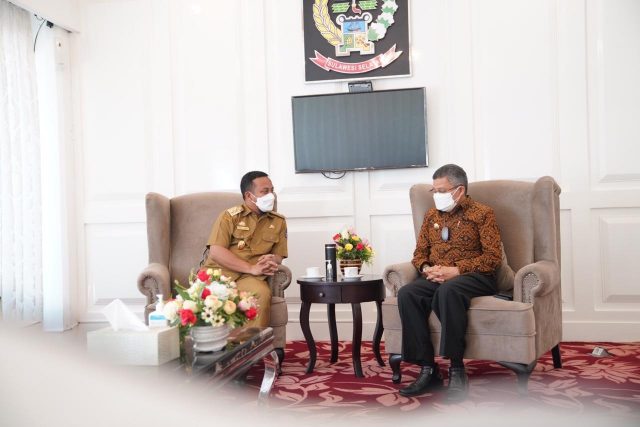 Wali Kota Parepare Taufan Pawe menemui Plt Gubernur Sulsel