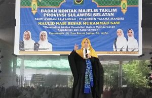 Erna Rasyid Taufan Bawakan Hikmah Maulid