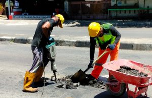 Walikota Taufan Pawe : Perbaikan Jalan di Parepare Tuntas Hingga Akhir Periode