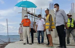 Wali Kota Parepare Tinjau Pembangunan Masjid Terapung BJ Habibie, Progres 85 Persen