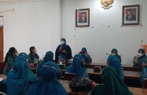 Erna Rasyid Taufan Perkenalkan Berbagai Produk Khas Parepare Saat Kunjungi Manggarai Barat
