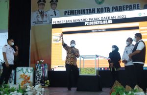 Cara Taufan Pawe Apresiasi Masyarakat Taat Pajak