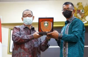 Pangerang Rahim Sampaikan Terimakasih Kepada AKBP Welly Saat Pergantian Kapolres