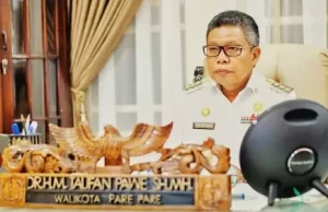 Taufan Pawe Ajak Masyarakat Vaksin