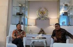 Taufan Pawe Temui Adies Kadir Bahas Kegiatan HUT MKGR
