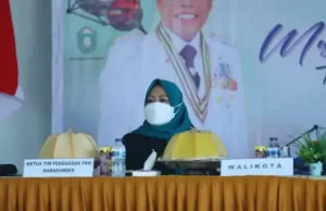Erna Rasyid Taufan Dorong Perempuan Lebih Mandiri dan Tangguh