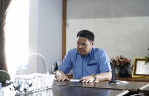 Dirut PAM Tirta Karajae Sampaikan Rasa Bangga atas WTP ke-6 Pemkot Parepare, Andi Firdaus : Ini Memacu Kami Bekerja Lebih Baik Direktur Perusahaan Air Minum (PAM) Tirta Karajae Parepare, Andi Firdaus Djollong