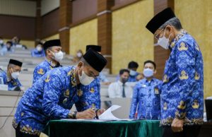 Pesan Taufan Pawe untuk Lurah, Harus Punya Komitmen Menghadapi Wajib Pajak