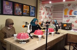 Sapa Pendengar Radio Peduli, Erna Taufan Edukasi Pentingnya Cegah Pernikahan Dini Erna Rasyid Taufan