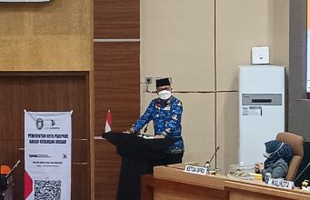 Wali Kota Parepare Tugaskan Camat dan Lurah Proaktif Tuntaskan 48 Ribu SPPT Wali Kota Parepare Tugaskan Camat dan Lurah Proaktif Tuntaskan 48 Ribu SPPT