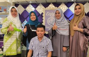 Erna Rasyid Taufan Jadikan Momen Berkumpul Dengan Beberapa Ketua PKK Tes Hapalan Quran