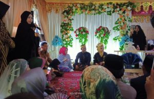 Hadiri Akad Nikah Mantan Aspri, Erna Rasyid Taufan Hadiahkan Nasihat Perkawinan