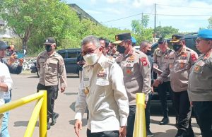 Wali Kota Parepare Sambut Kedatangan Kapolda Sulsel di Stadion GBH