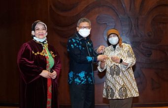 Parepare Ranking 5 Nasional Kota Paling Berkelanjutan, dan Raih Penghargaan Pembangunan Berkelanjutan Energi dan Perubahan Iklim Terbaik se-Indonesia