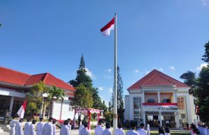 Wali Kota Parepare Kukuhkan Pasukan Pengibar Bendera Merah Putih