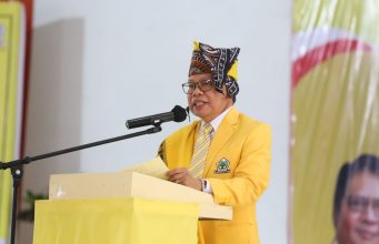 Pelantikan Golkar Toraja Utara, Taufan Pawe Kukuhkan Sahabat Airlangga dan Sahabat TP