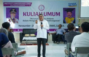 Taufan Pawe Bawa Kuliah Umum di Institut Lamaddukellen Wajo