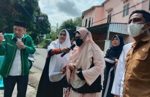Erna Rasyid Bawakan Hikmah Maulid di TK Al-Imaniah