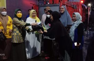 Turun Bagikan Bantuan Sembako dan Logistik untuk Warga Terdampak Banjir