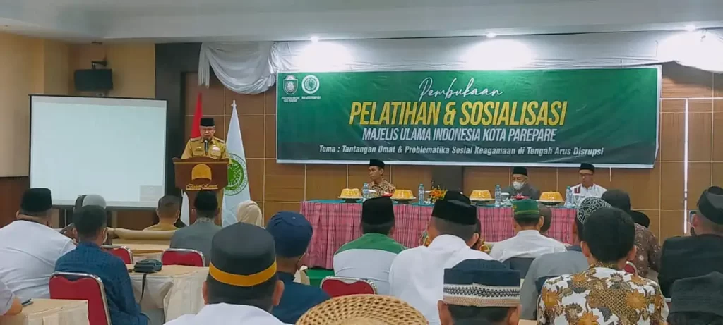 Walikorta Parepare HM Taufan Pawe saat menghadiri acara MUI. wandy