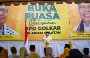 Golkar Sulsel, Bagi Takjil dan Buka Puasa Bersama