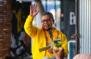 TP Serius Bertarung di DPR RI