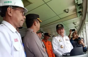 Kondisi Kapal Sandar di Dermaga Pelabuhan Nusantara Dipantau