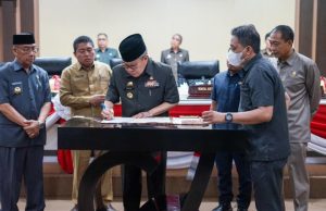 Rekomendasi Atas LKPj Wali Kota Parepare TA 2022 Ditandatangani