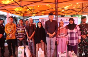 Pj Wali Kota Parepare Salurkan Bantuan CBP Tahap Kedua ke 8.605 KPM
