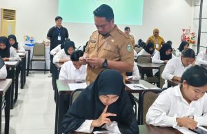 Antusiasme Tinggi, 156 Peserta Ikuti Ujian CAT Penerimaan Perawat RSUD Andi Makkasau