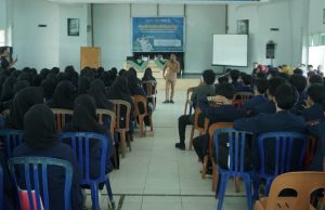 Bupati Syaharuddin pada Pembekalan KKN UMS Rappang: Mahasiswa Harus Jadi Solusi dan Penggerak Perubahan