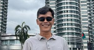 DISKRIMINASI TAK BERDASAR: SAAT ANAK SD NEGERI 95 PATILA TERSISIH HANYA KARENA BELUM MEMILIKI AKTA KELAHIRAN